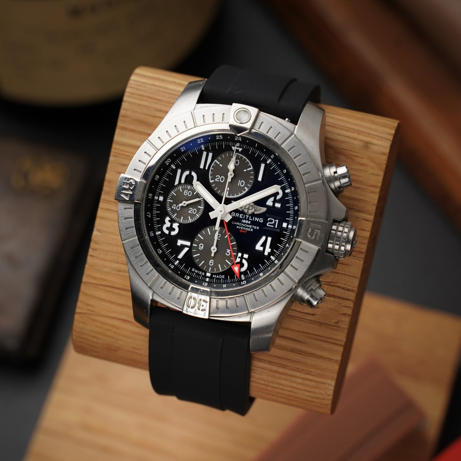 Rubber Strap - For all Breitling Avenger Models - Black - Helvetus